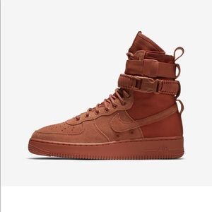 NIKE SF AF1 ‘17 COLOR DUSTY PEACH